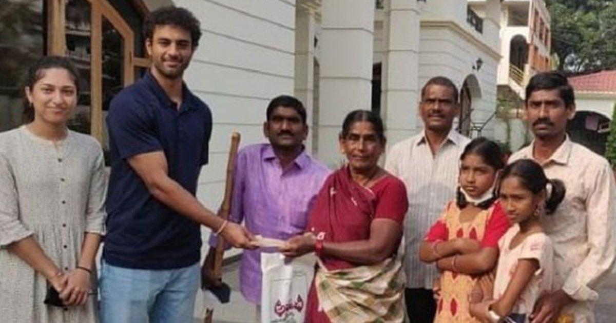 A Sibling Duo Flew From USA To India After 12 Years To Repay A ‘Debt’ To A Peanut Vendor