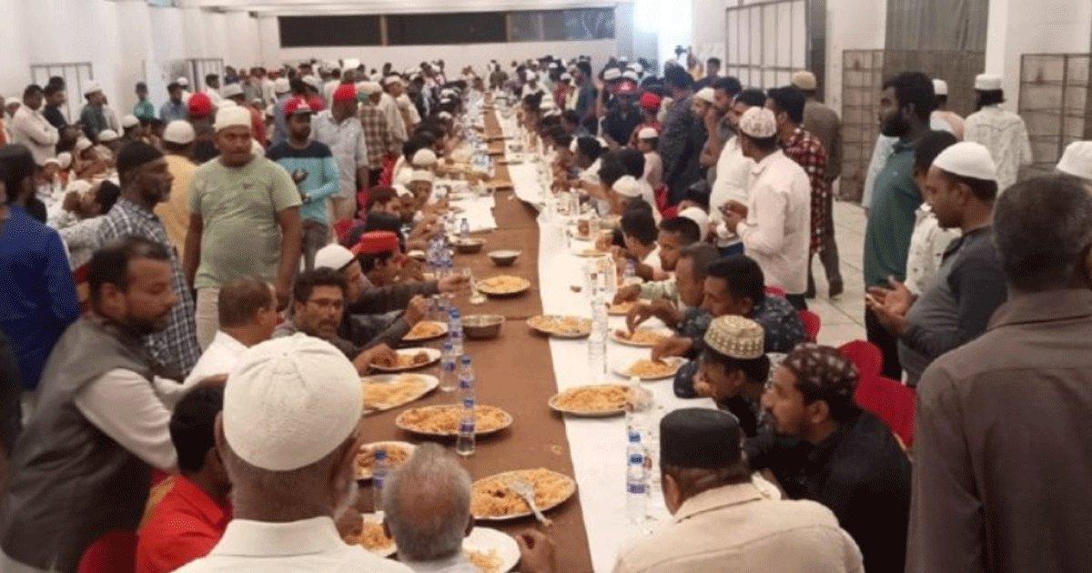 Groom Throws Iftar Party For His Muslim Friends Who Could Not Enjoy The Wedding Feast