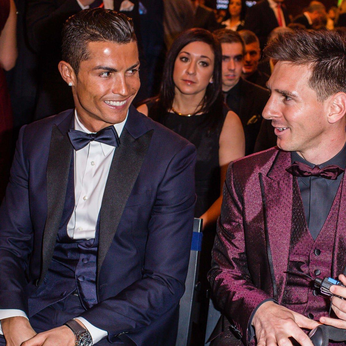 8. What was the margin between his Ballon d’or votes and Ronaldo's in 2009?