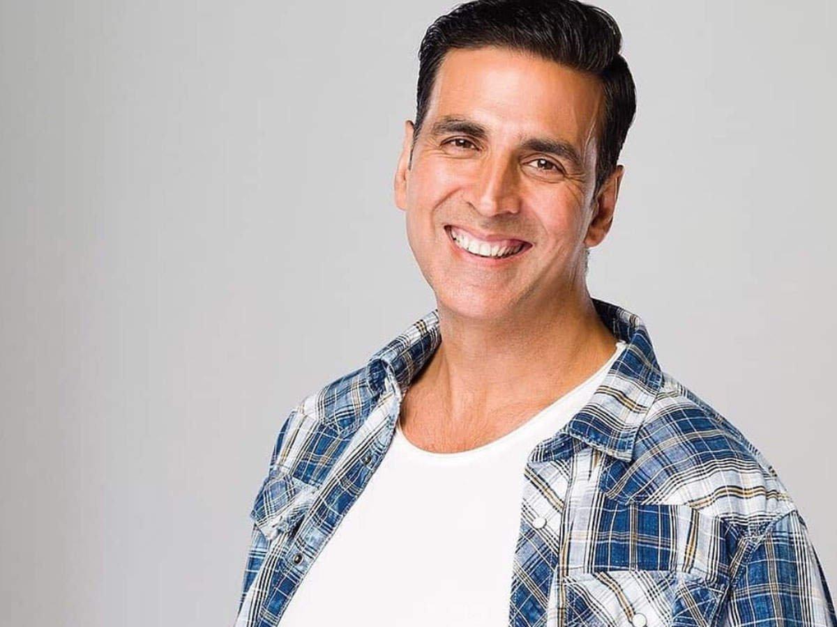 2. What is Akshay Kumar's real name? 