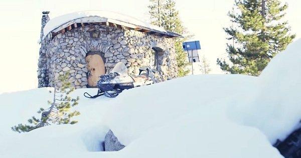 Pro Snowboarder Chooses Off-Grid Living In His Perfect Little Mountaintop Home