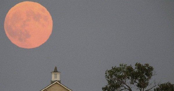 Did You Miss The Rare Super Moon? Take A Global Peek With These Spectacular Images