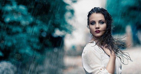 This Is The Only Makeup Kit You Need To Look Your Best During The Monsoon