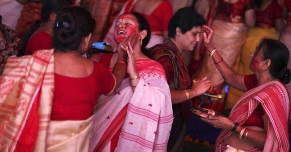 Here Are 7 Things You Can Do If You’re Stuck In Delhi for Durga Puja